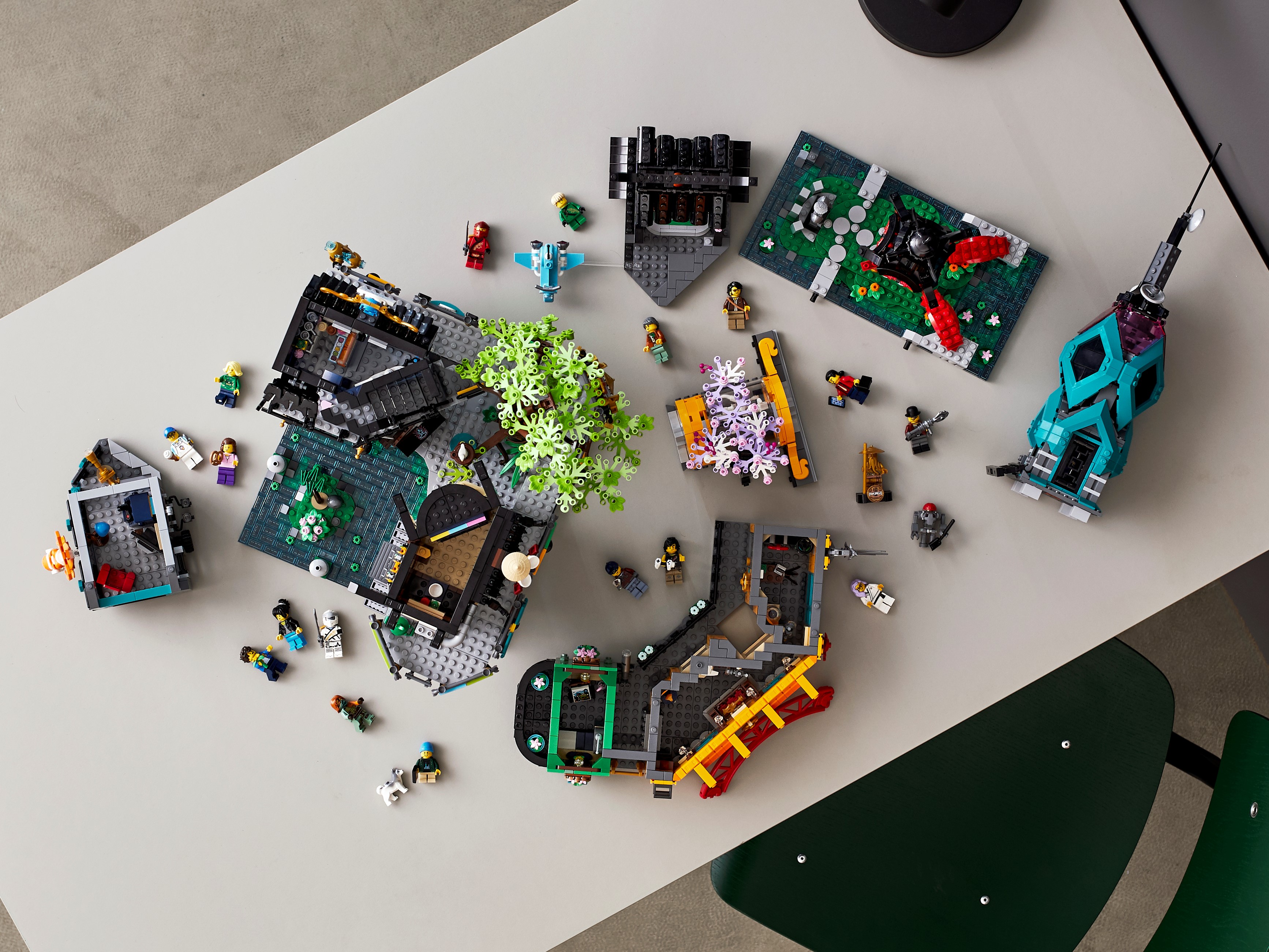 NINJAGO® City Gardens 71741