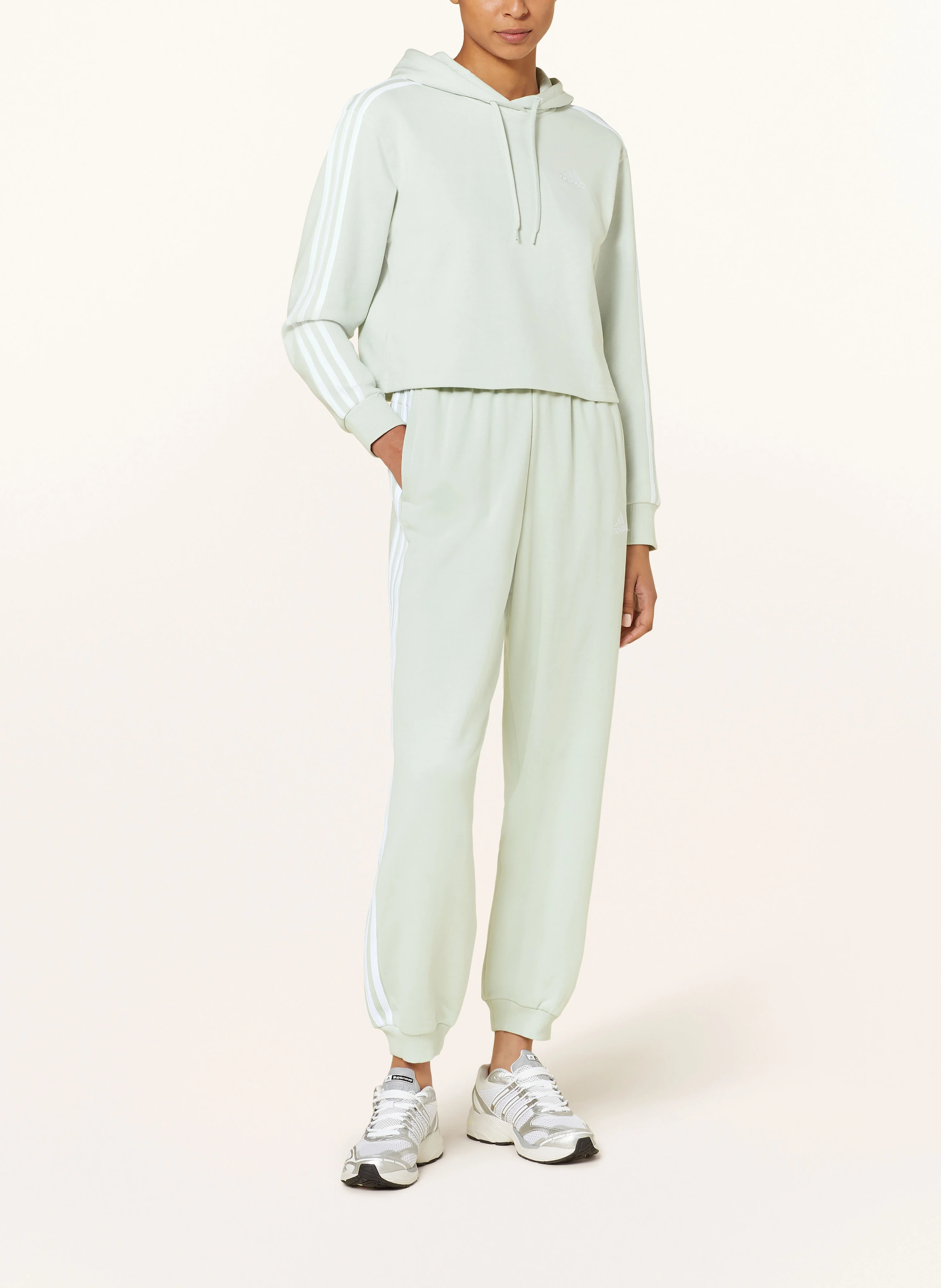 adidas Cropped-Hoodie