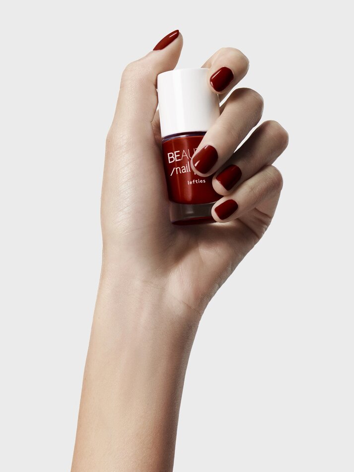 Esmalte de unha - Vermelho escuro