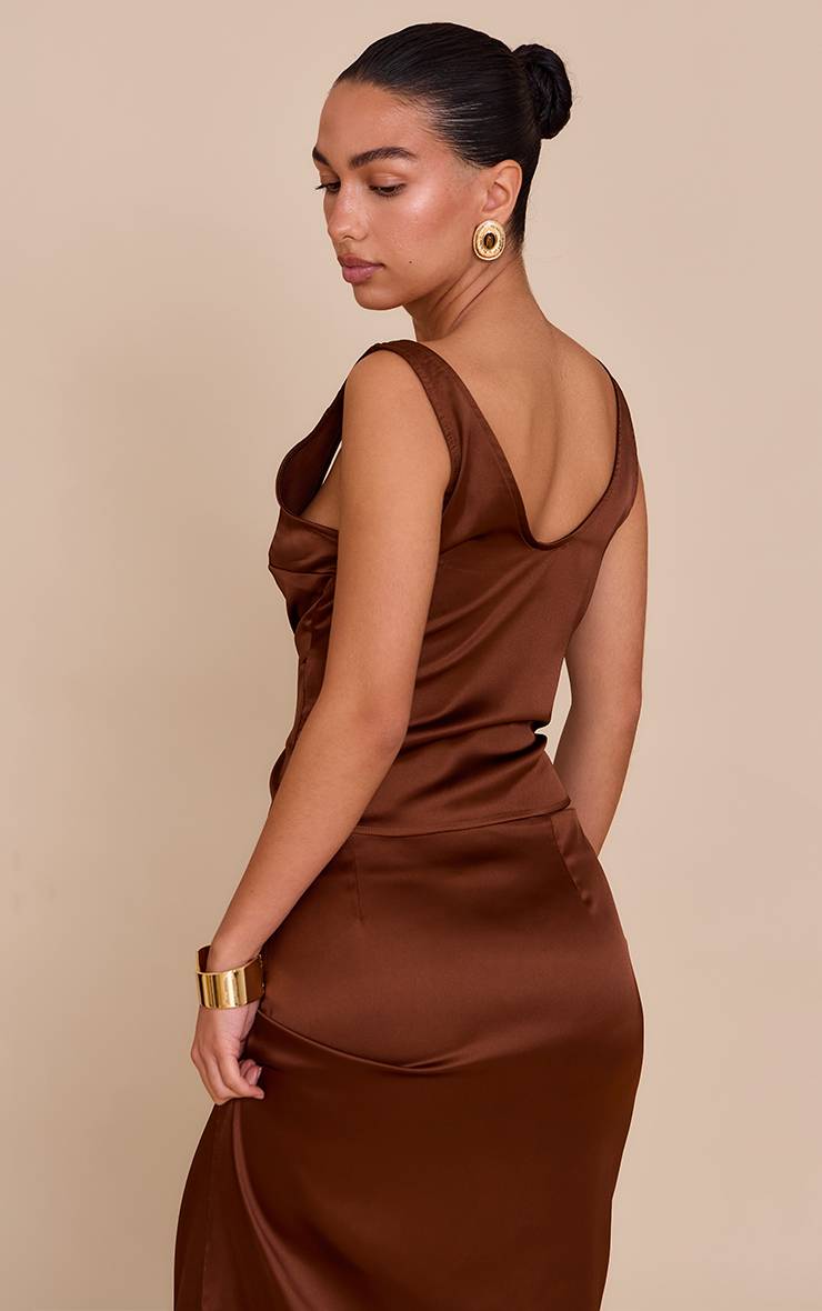 Chocolat Top Caraco Décolleté Arrondi En Satin