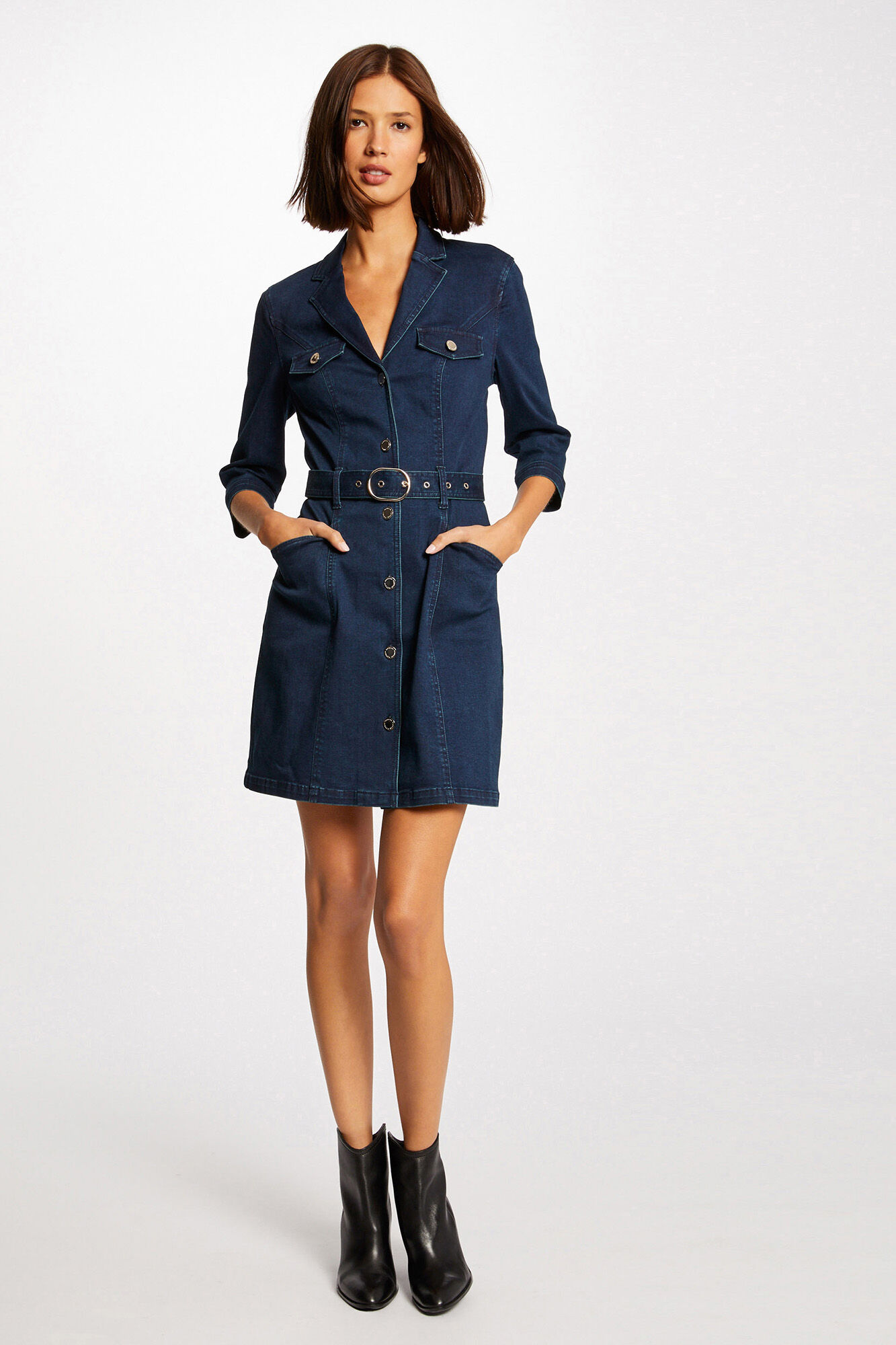 Vestido jeans evasê com cinto - Azul marinho