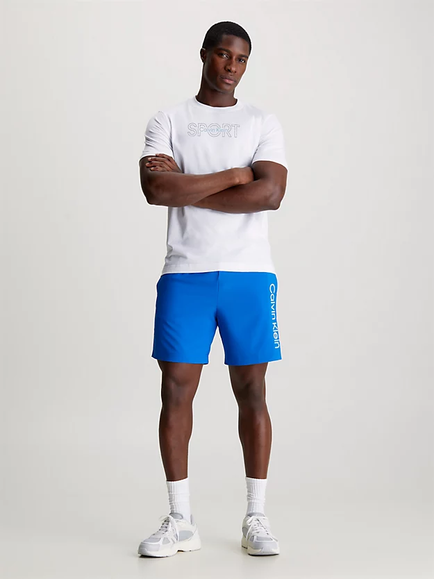 Camiseta de ginástica com logotipo