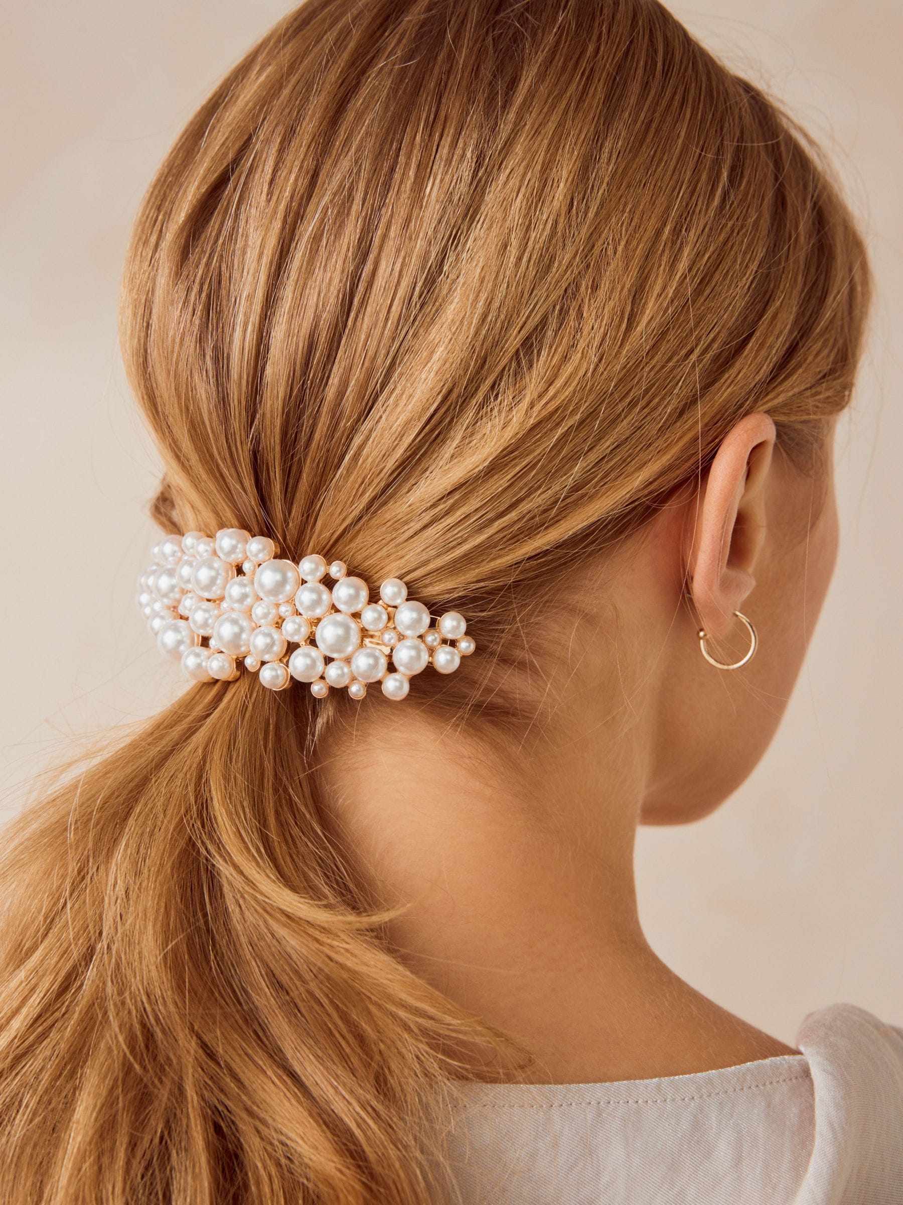 Wit - Metalen barretteclip met pareleffect