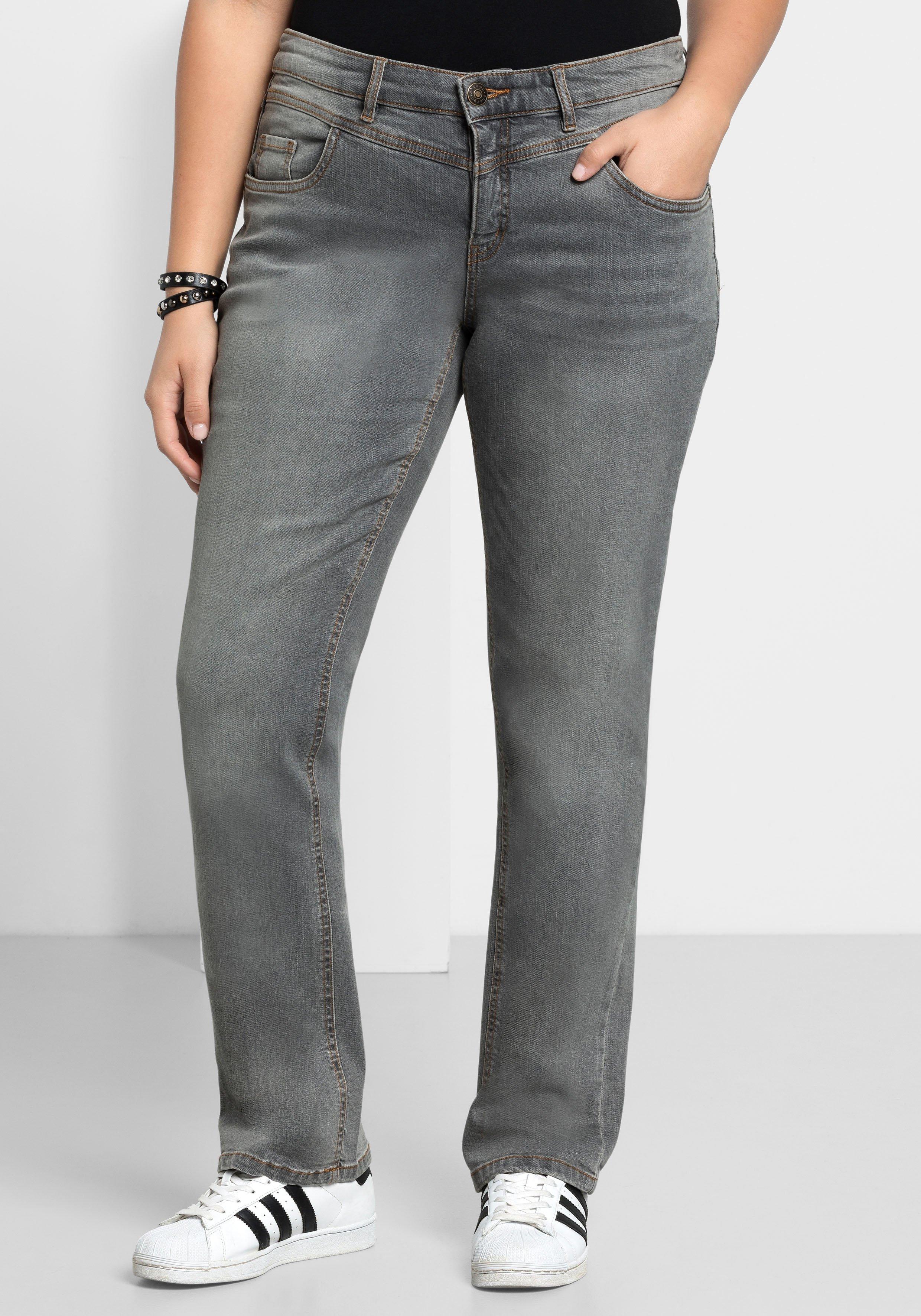 Gerade Jeans mit Used-Effekten