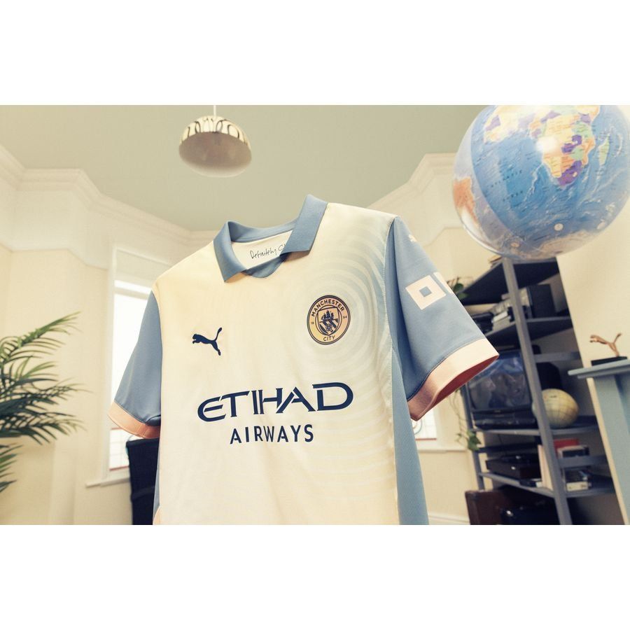 Manchester City Quatrième Maillot 2024/25 Authentic
