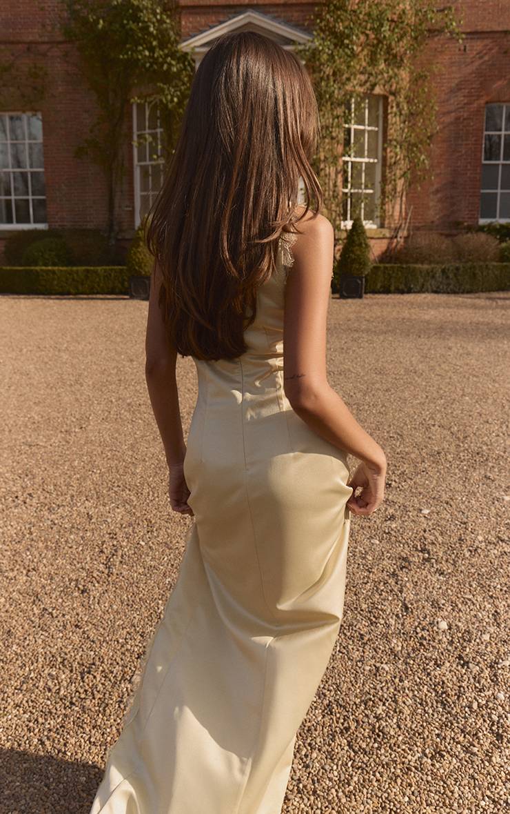 Citron Robe Longue Sans Manches En Satin Avec Détails En Dentelle