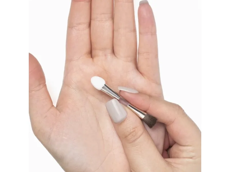 Artdeco Eyeshadow Double Applicator & Brush