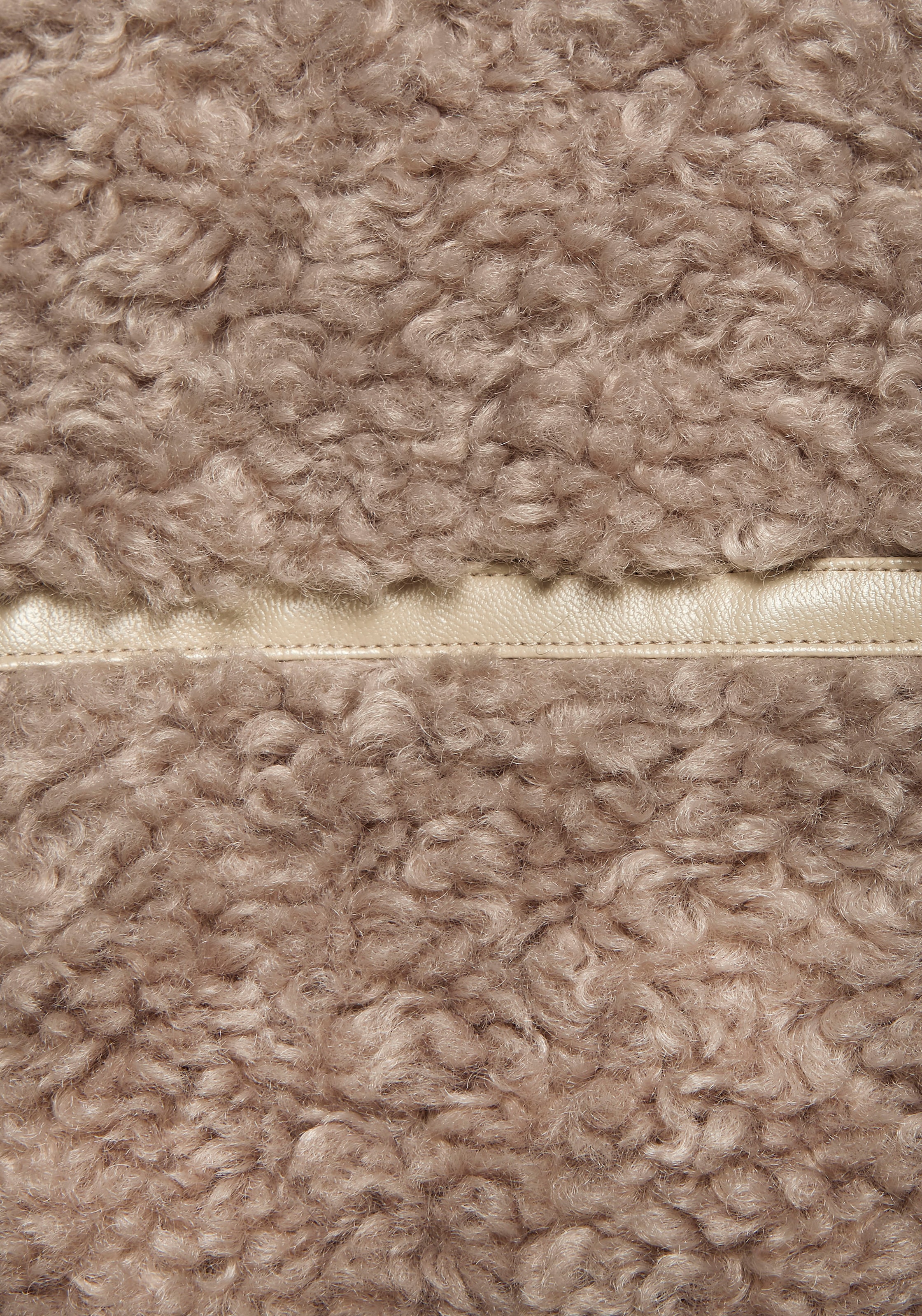 LASCANA Fellimitatjacke mit Lederimitat-Einsätzen, Sherpa-Jacke aus Teddyplüsch mit Taschen