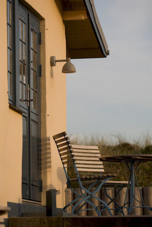Louis Poulsen Toldbod 220 wandlamp zwart