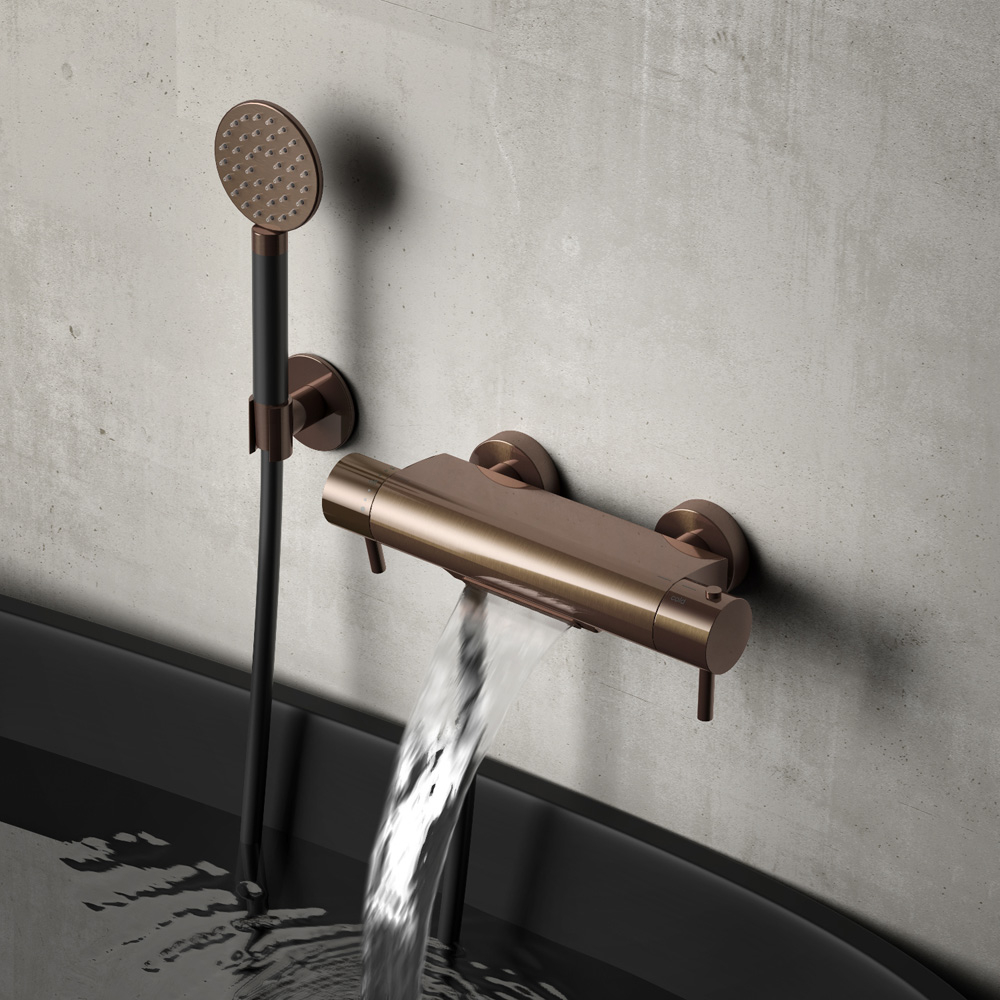 Hotbath Cobber Thermostatische Badmengkraan Cascade Uitloop Geborsteld Koper PVD B021