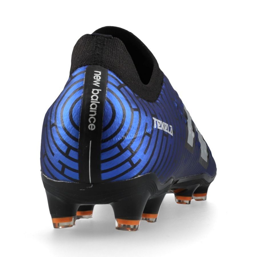 New Balance Tekela V4 Magia Low FG Power Surge - Bleu