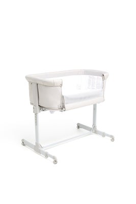 Beemoo CARE 2-i-1 Bedside Crib & Lekegrind, Light Grey