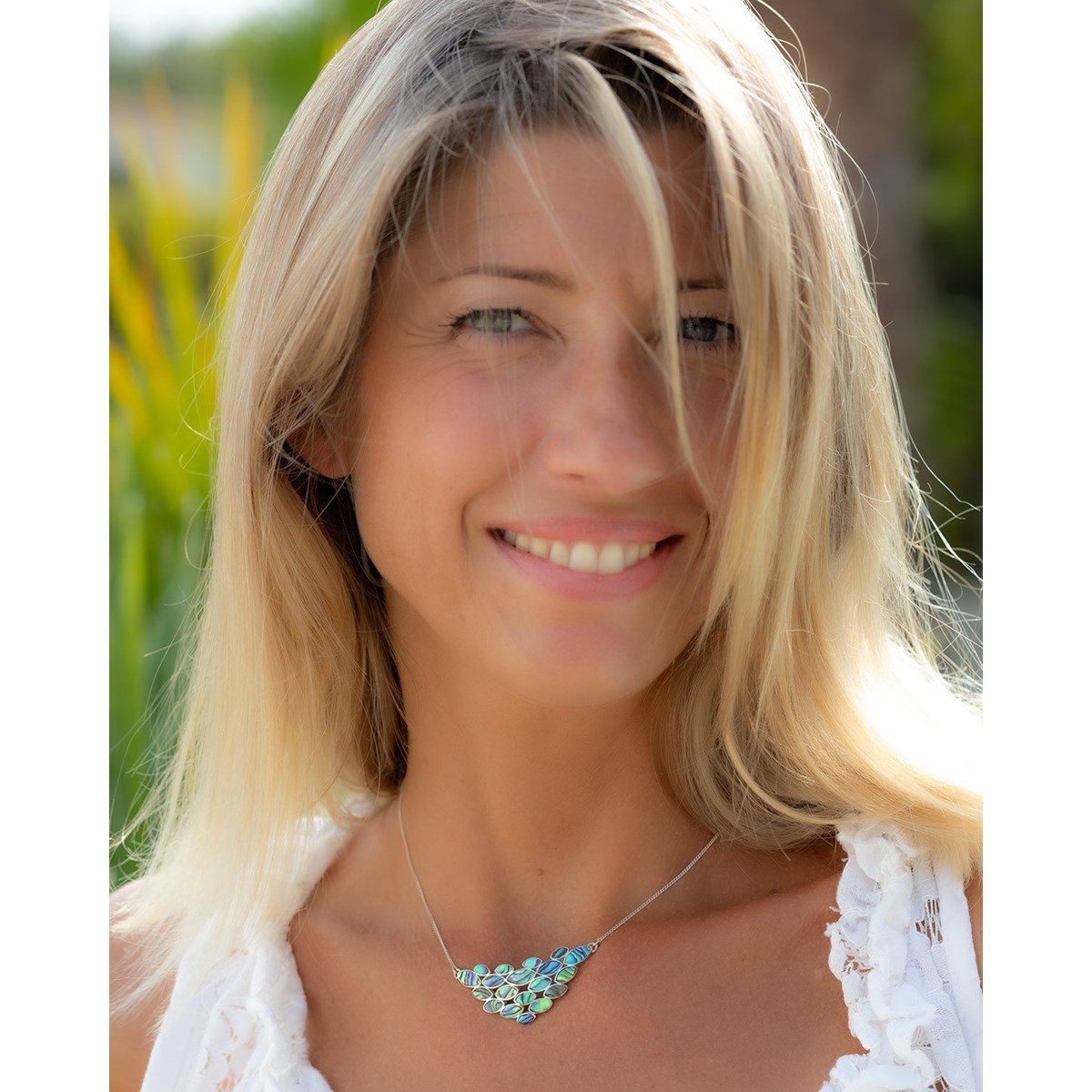 Collier Pétale en Nacre Abalone - Chaîne en Argent Élégante | Aden