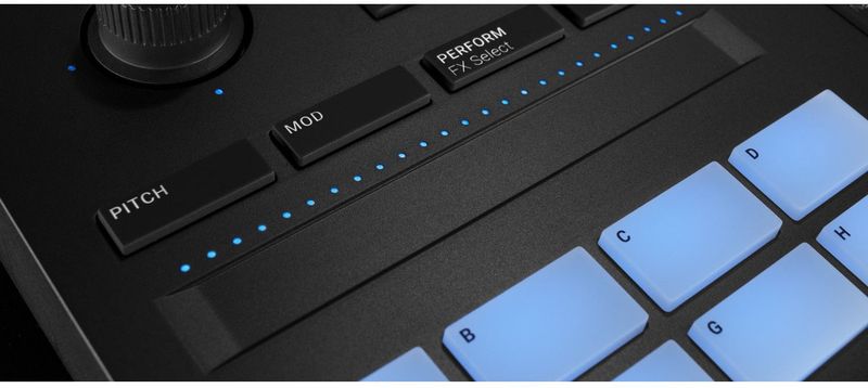 Native Instruments Maschine MK3 controller