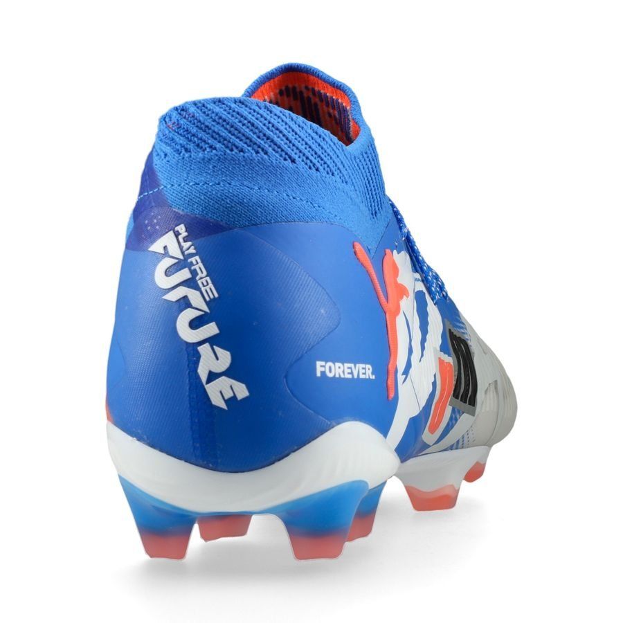 PUMA Future 8 Ultimate FG Forever - Blanc/Bleu/Gris/Noir/Glowing Red ÉDITION LIMITÉE