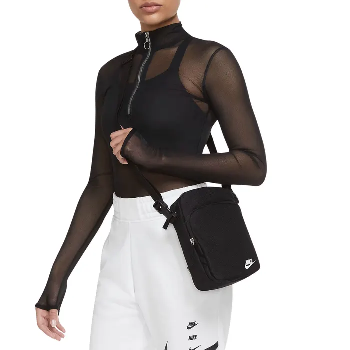 Nike Heritage Crossbody Tas