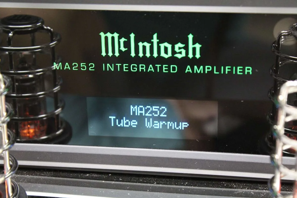 McIntosh MA252 Amplis hi-fi stéréo