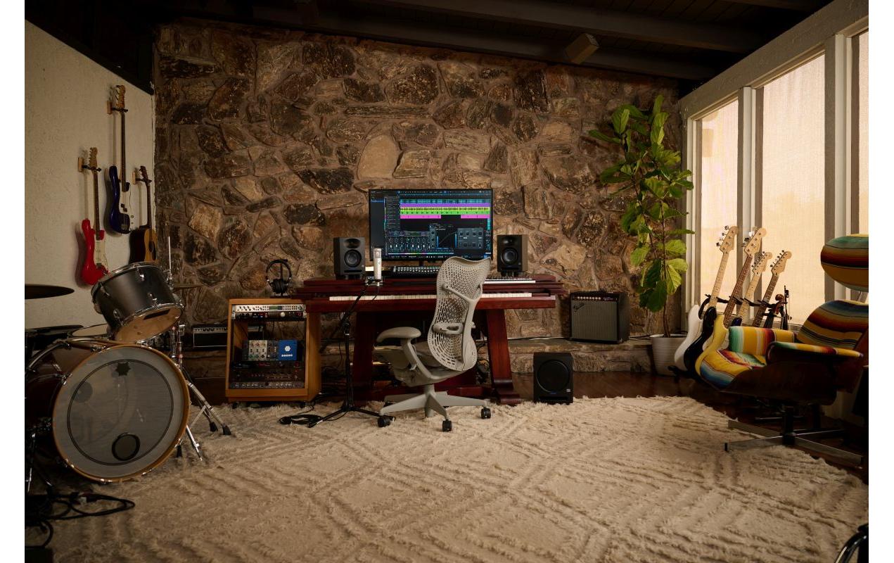 Studiomonitor Eris Studio 4 Schwarz<br>Aktive 4.5-Zoll 2-Wege-Studiomonitore mit EBM Wave Guide