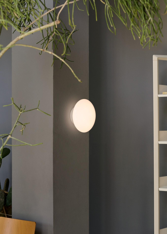 &tradition Mist AP22 plafond/wandlamp Ø25 White Opal Glass