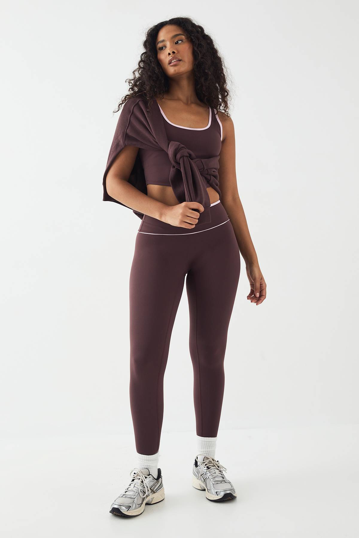 DSGN Studio Sports Legging Taille Haute Ultra Sculpt à Passepoil Contrastant