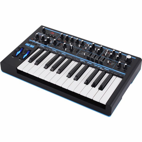 Novation Bass Station II Bag Bundle