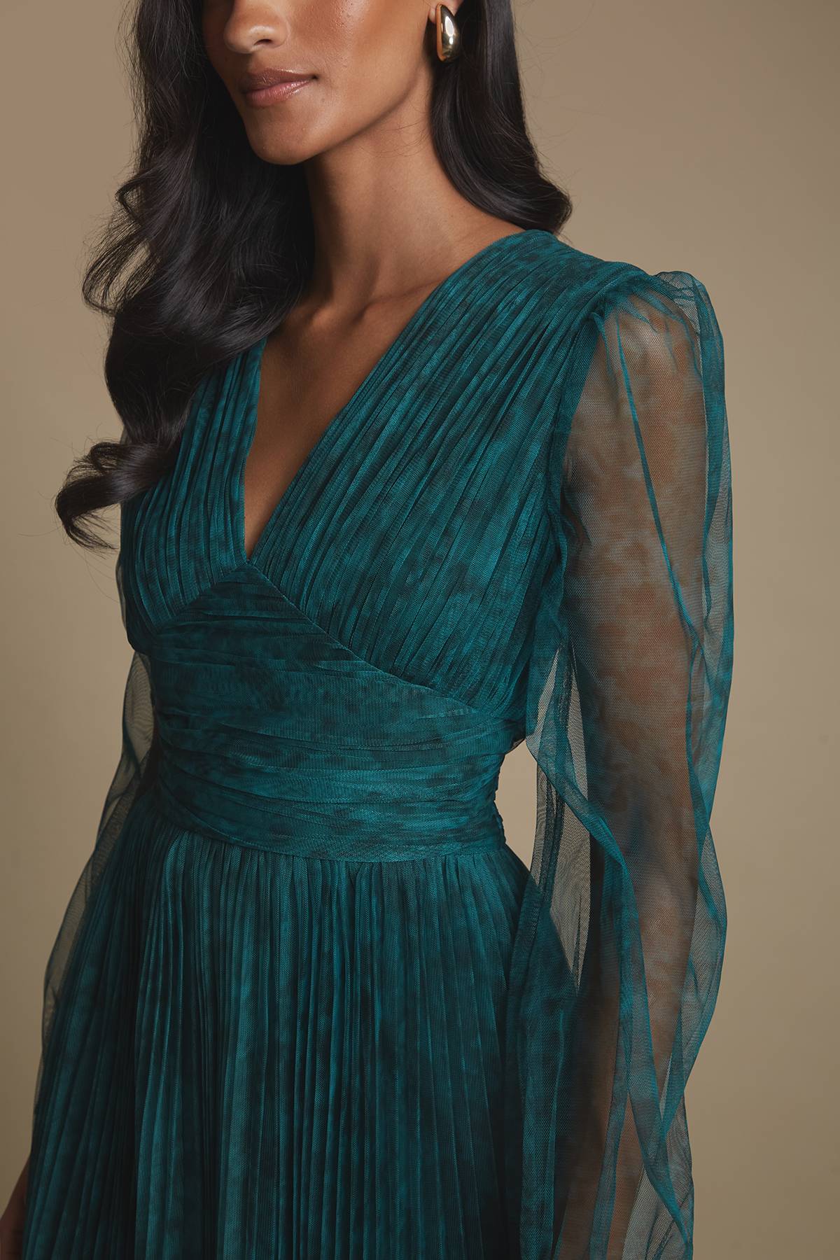 Oasis Robe Longue De Demoiselle D'honneur En Tulle À Col En V Et Manches Volumineuses Petite Taille