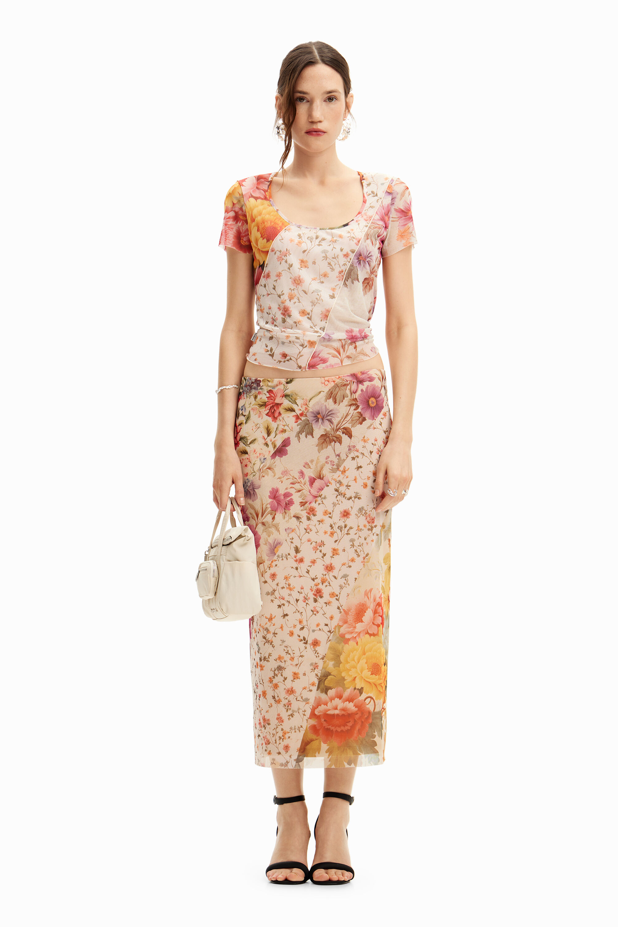 Camiseta de tule floral