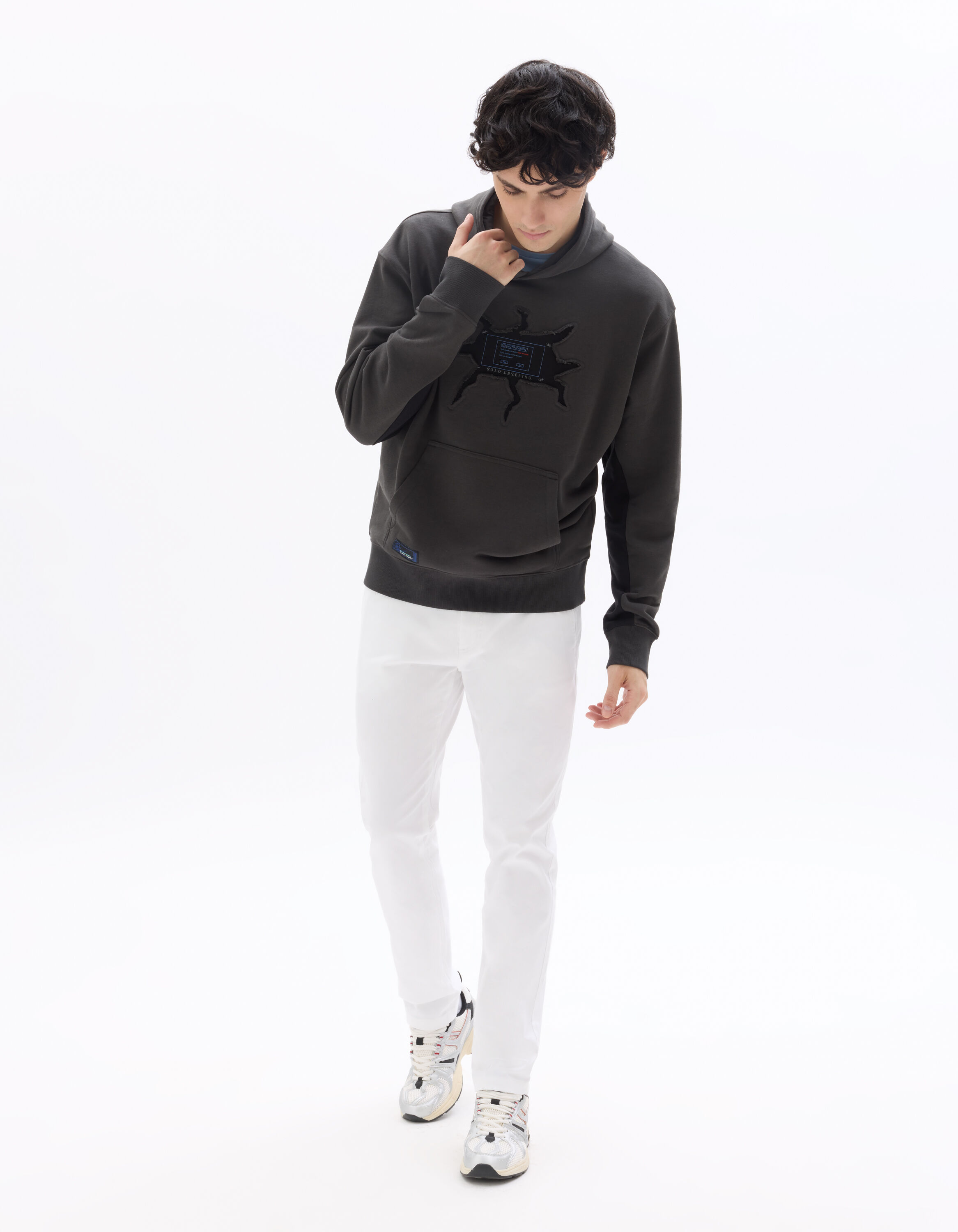 Solo Leveling - Sweat gris