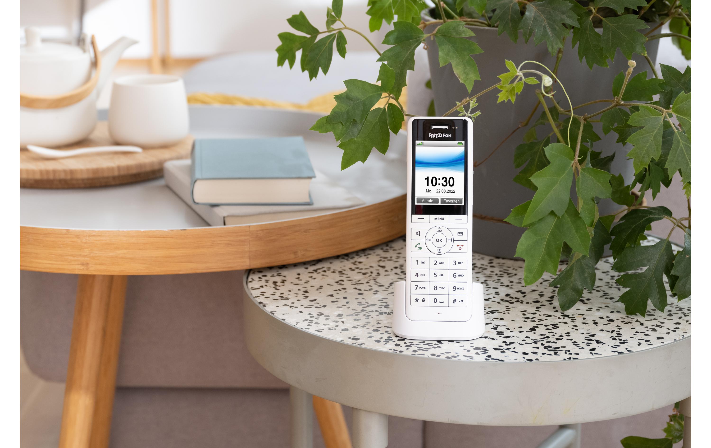 Mobilteil FRITZ!Fon X6 WeissDas Multitalent für Telefonie und Smart Home