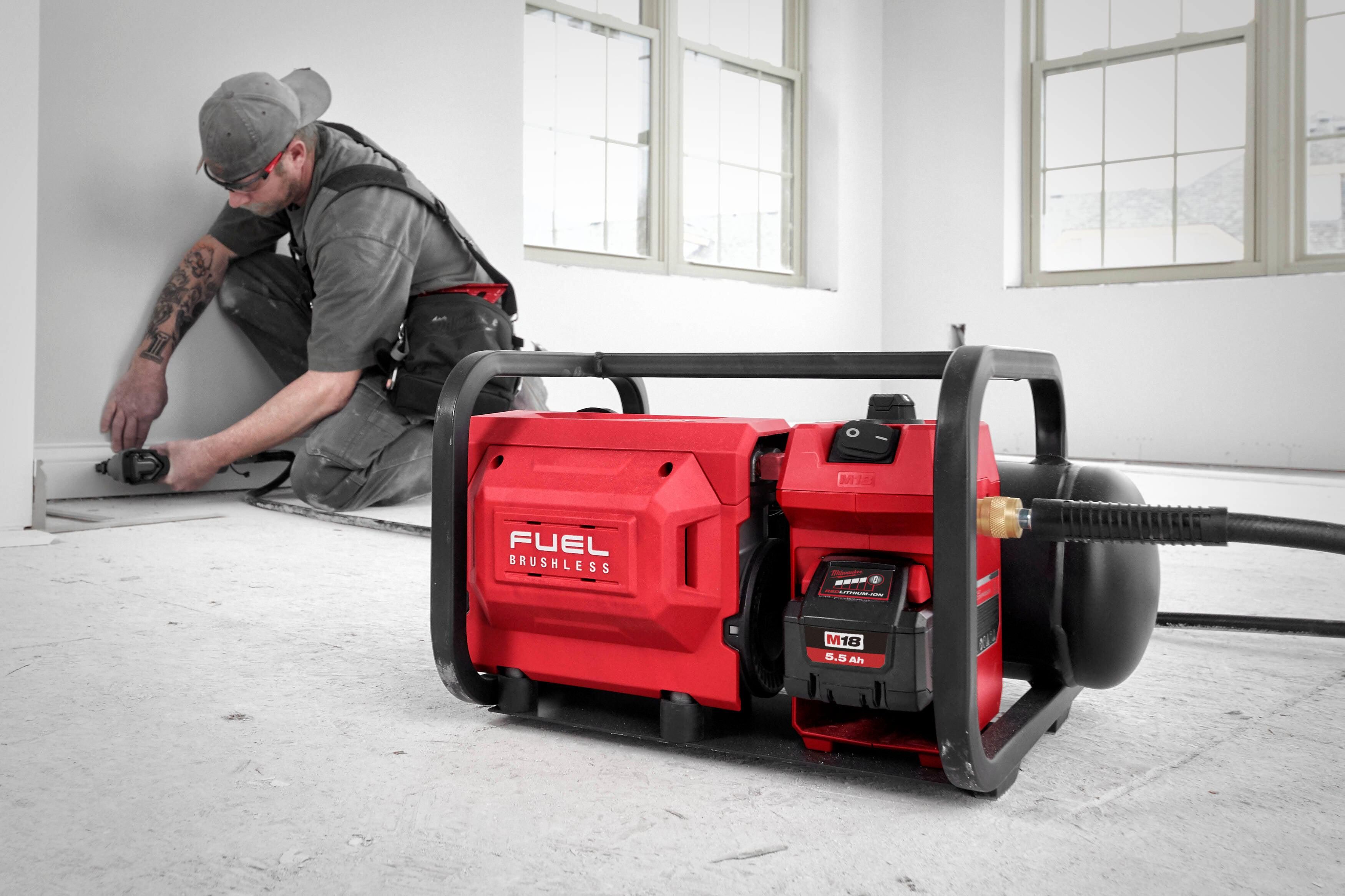 Milwaukee M18 FUEL™ FAC-0 Accu Compressor 18V Basic Body - 4933472166