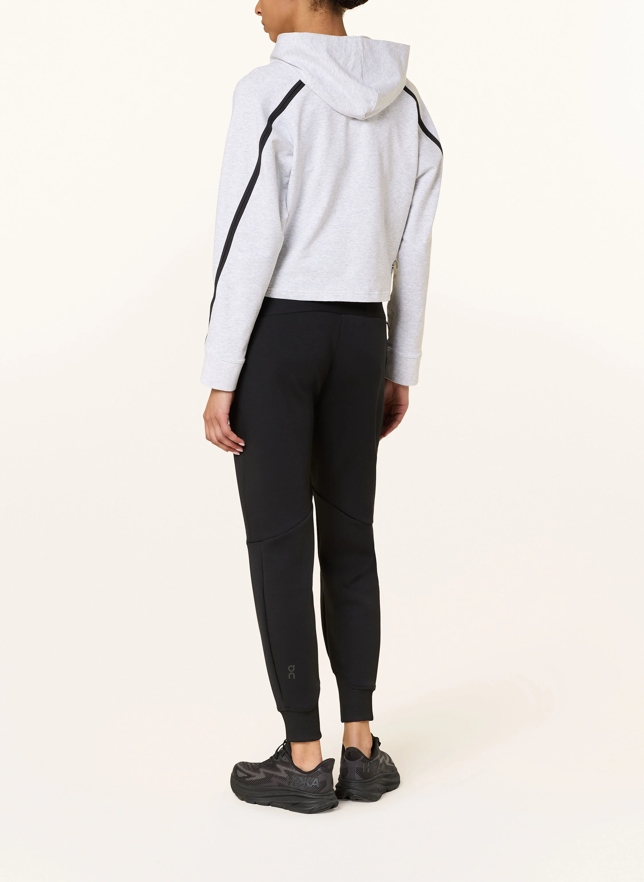 On Hoodie STUDIO