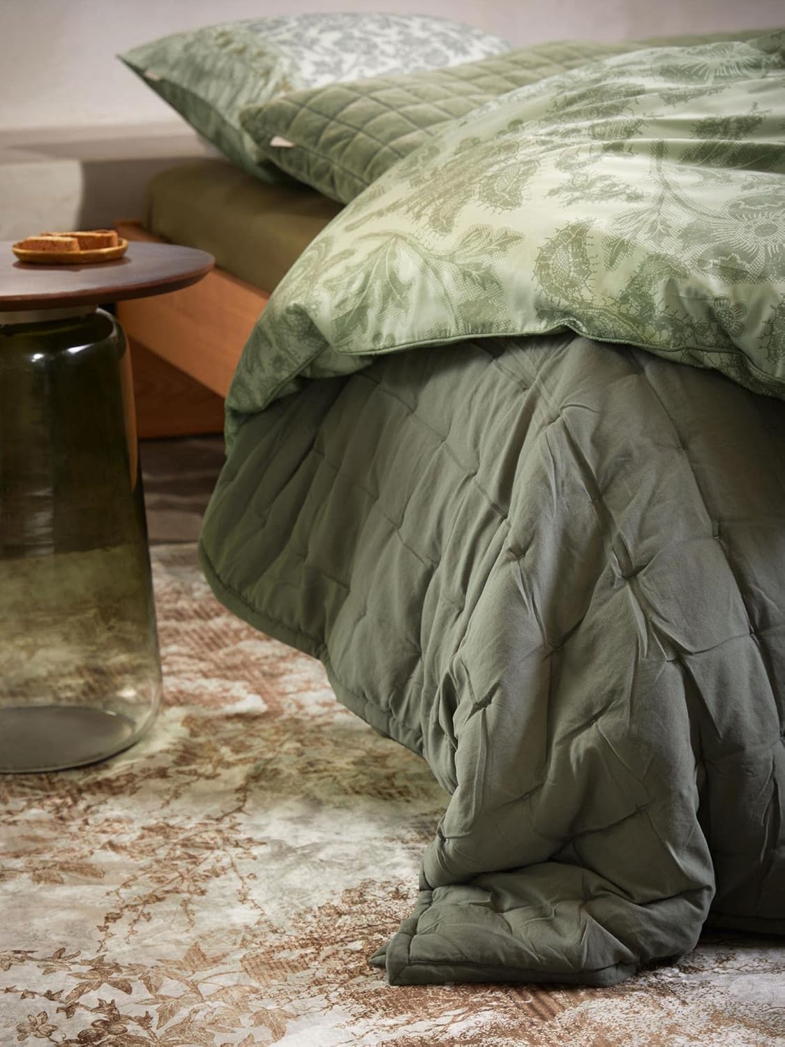 ESSENZA Tagesdecke Ruth Lorbeergrün, 180x265 cm - 70% Polyester (recycelt), 30% Polyester - Uni
