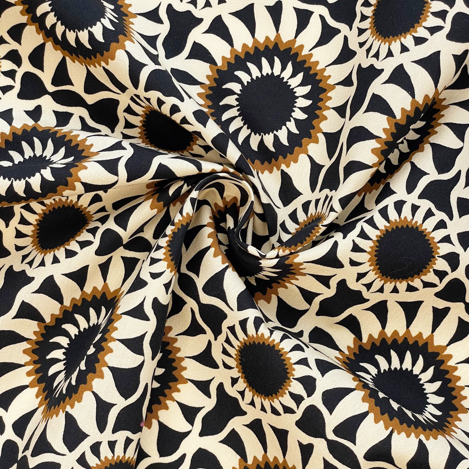 Coupon Tissu 50 Cm Attrape Soleil