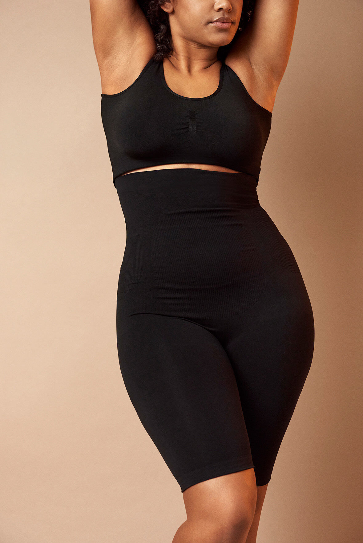 Højtaljede shapewear shorts