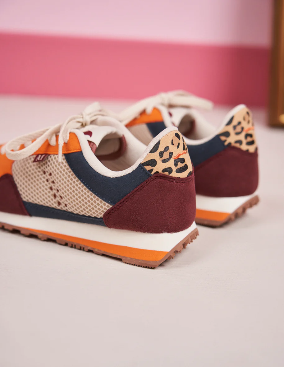 Baskets basses Gabrielle - Suède vegan et mesh bordeaux brique orange