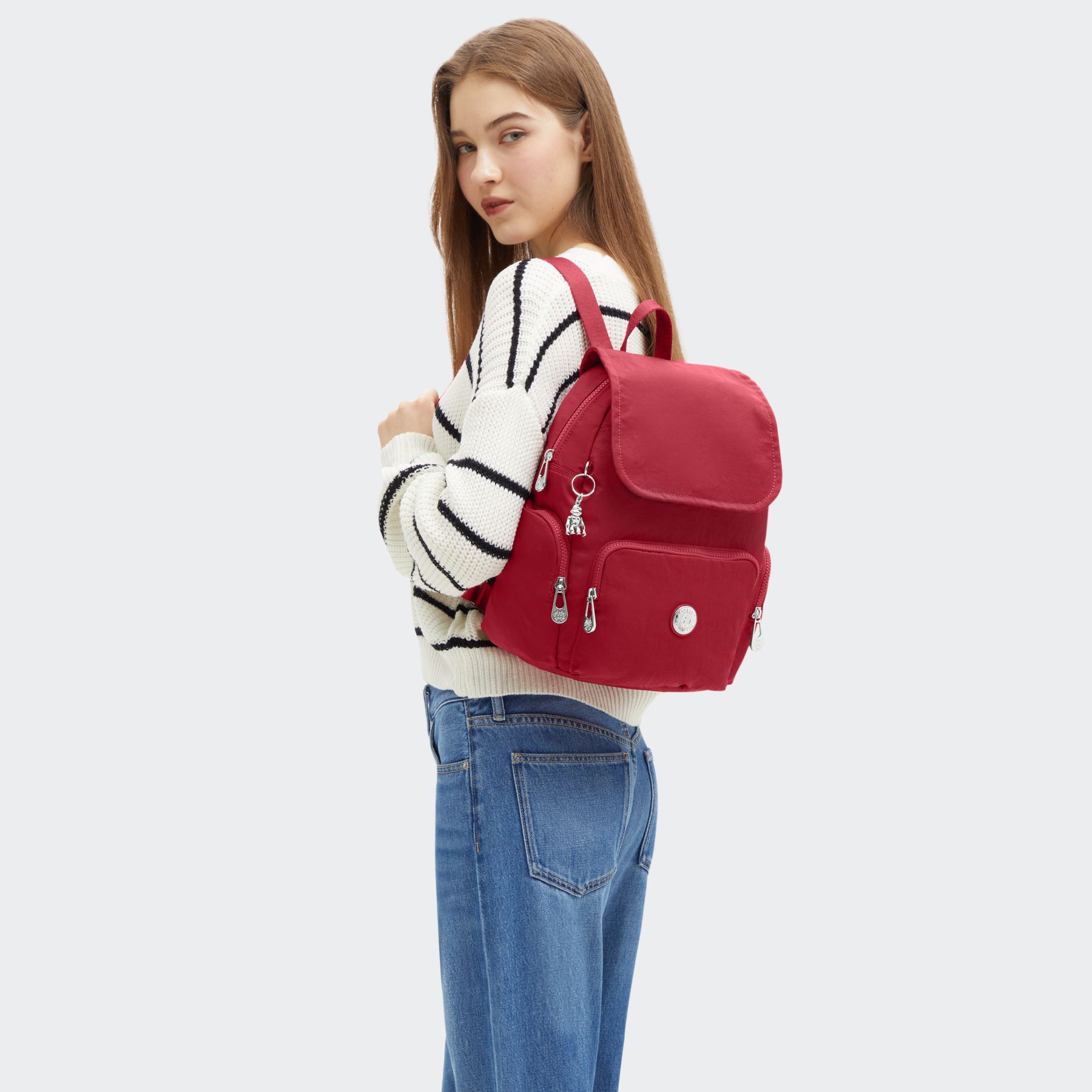 CITY ZIP S Petit sac à dos avec bretelles ajustables - Red Red Wine