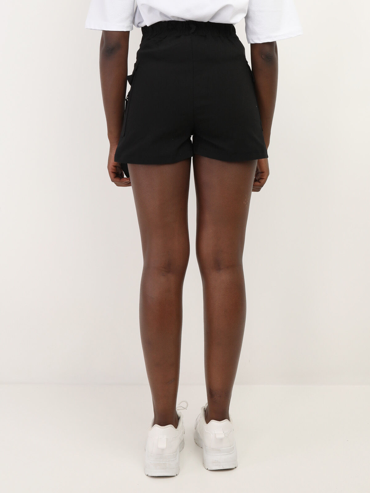 Short cargo avec sangles à anneaux- Noir