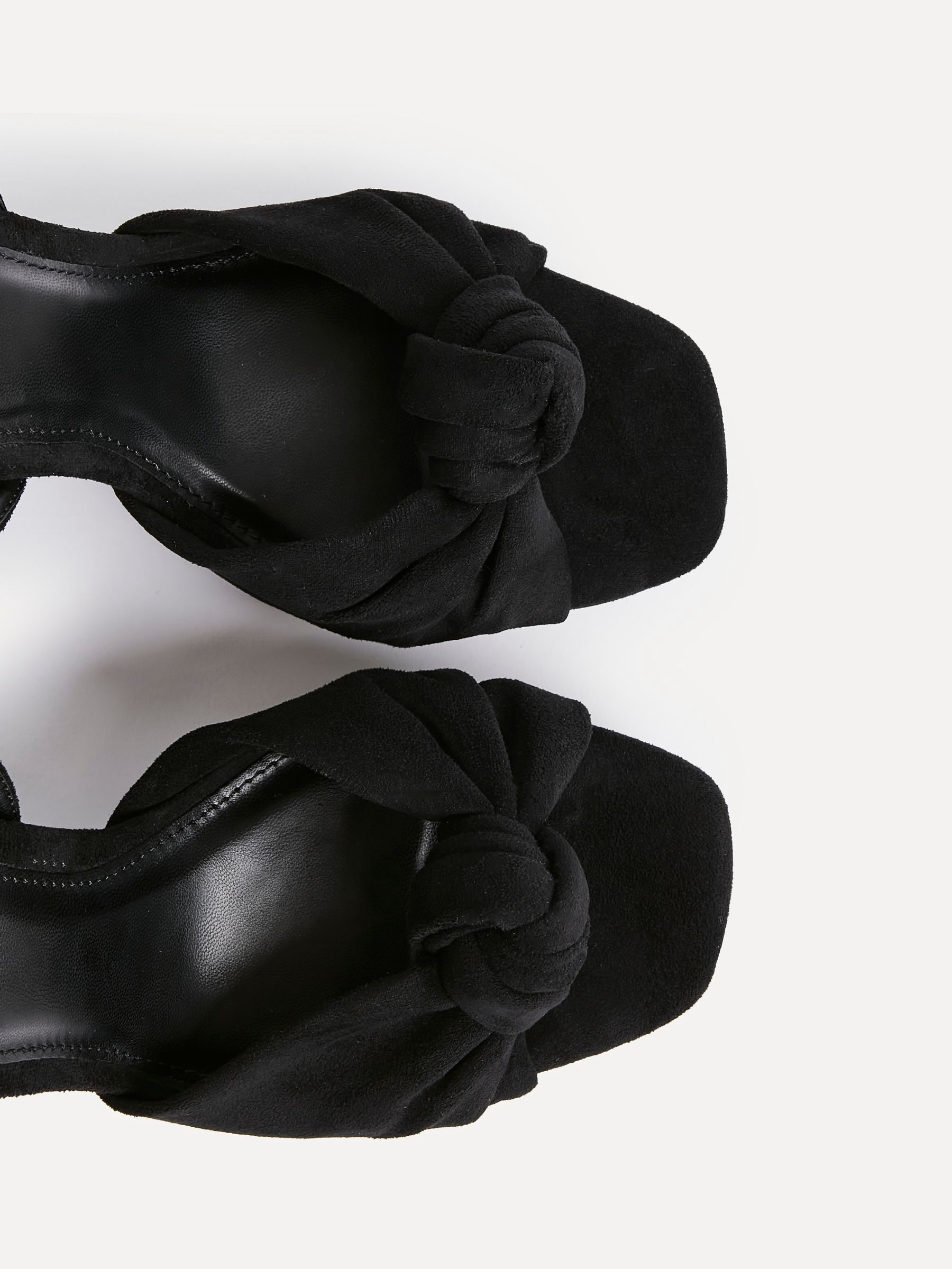 Zwart - Linzi Ruba Platform Heels With Knotted Front Strap
