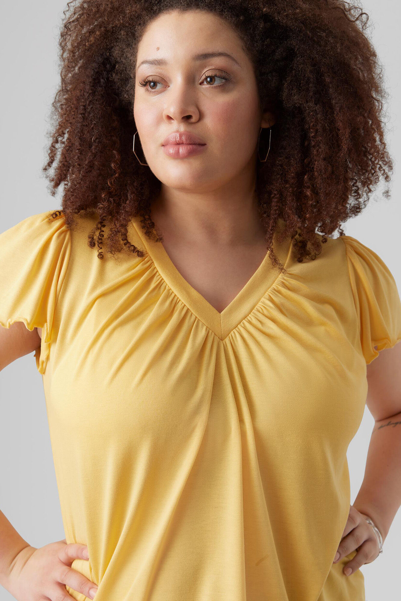 Camiseta básica de manga curta Curve - Amarela