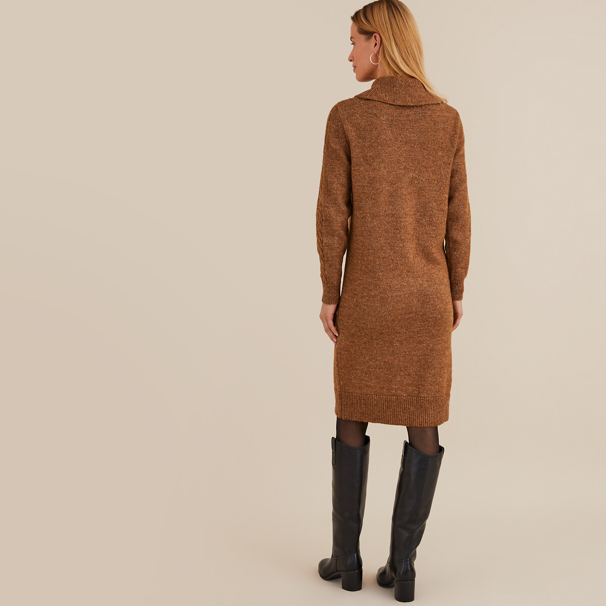 ANNE WEYBURN<br>Vestido de malha, comprimento midi, manga comprida