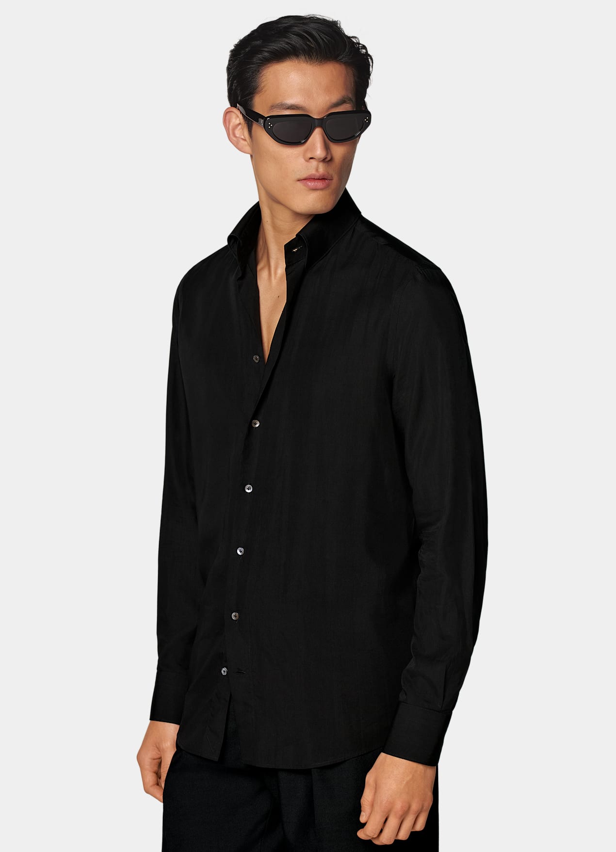 Chemise coupe ajustée à col classique large noire