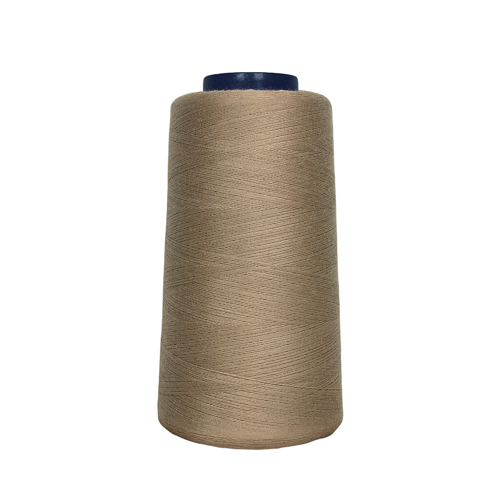 Cône de fil polyester marron clair 2743m
