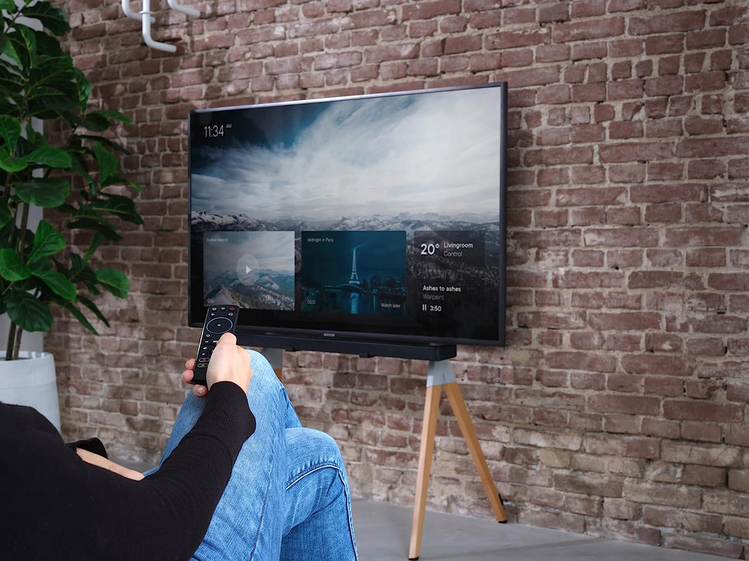 Streaming Universal Ersatz Fernbedienung für TV / Streaming / Sound Bar URC 7935 (Batteriebetrieben) - Schwarz