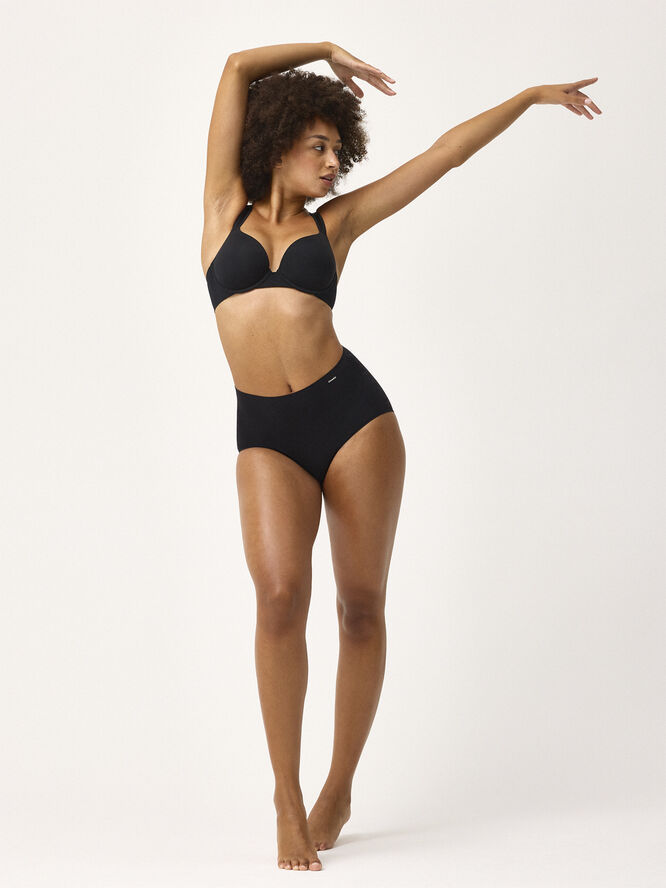 Closely Brief the freedom high waist Black