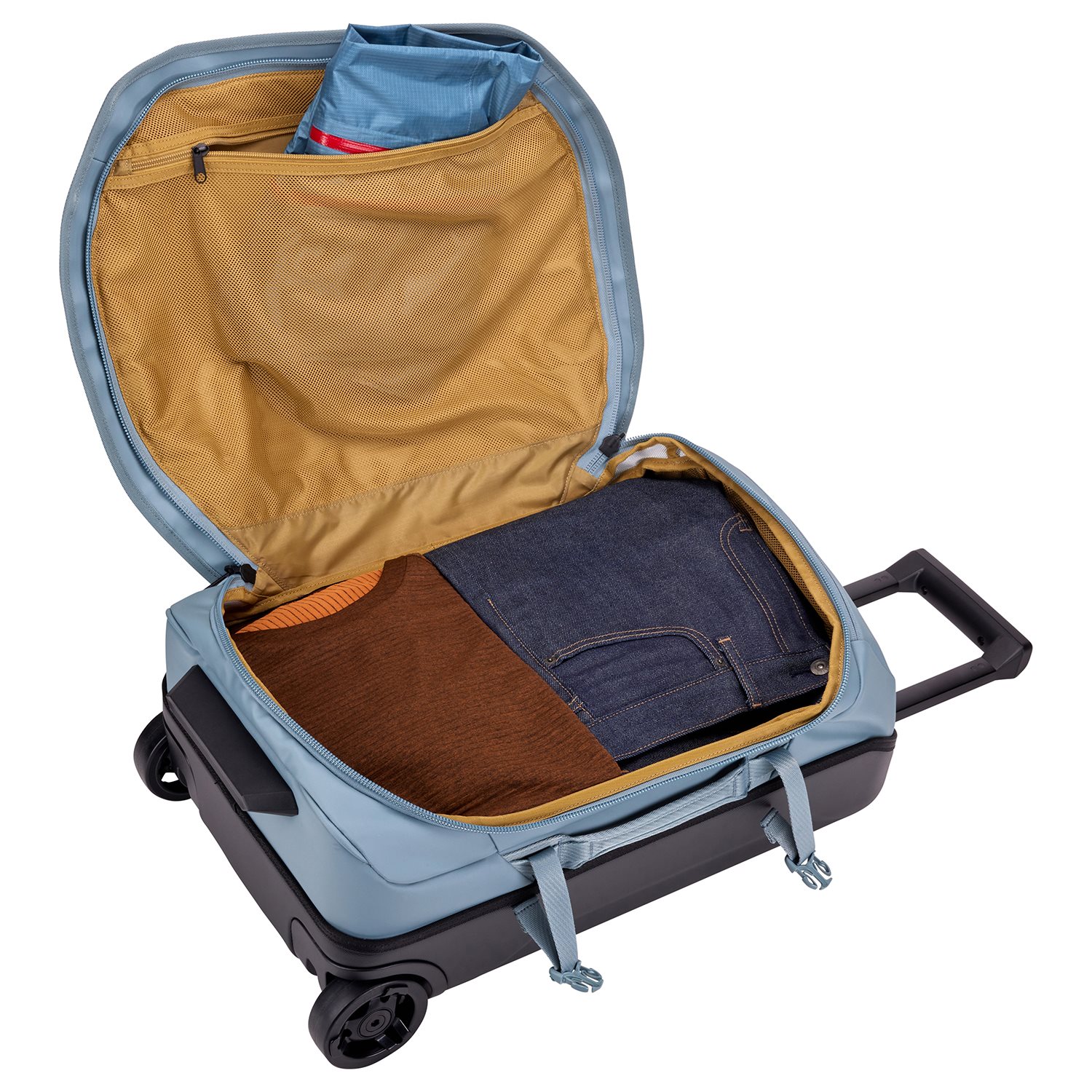 Thule Chasm Carryon 55cm Trolley pond