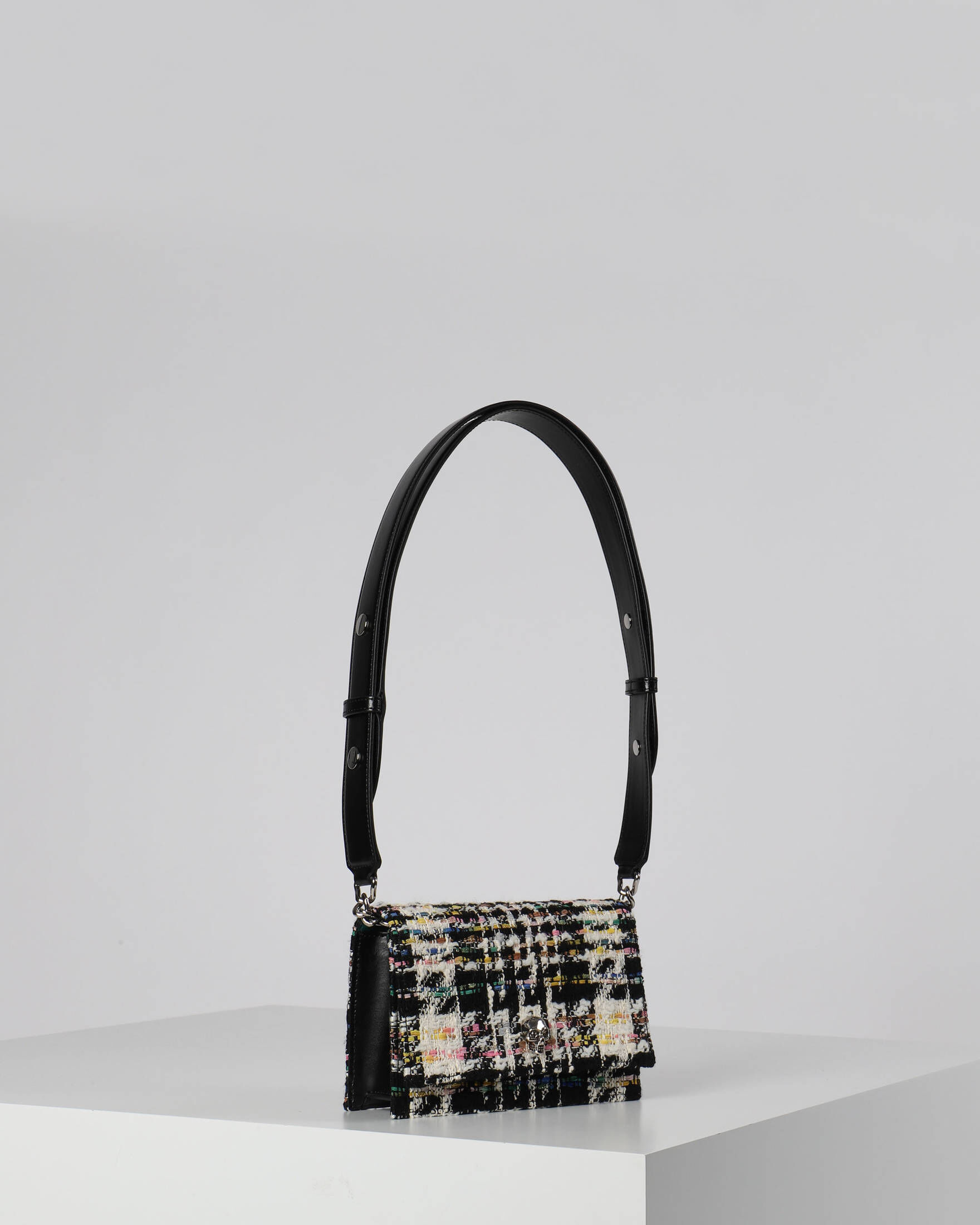 Alexander McQueen| Damen Schultertasche SMALL SKULL BAG