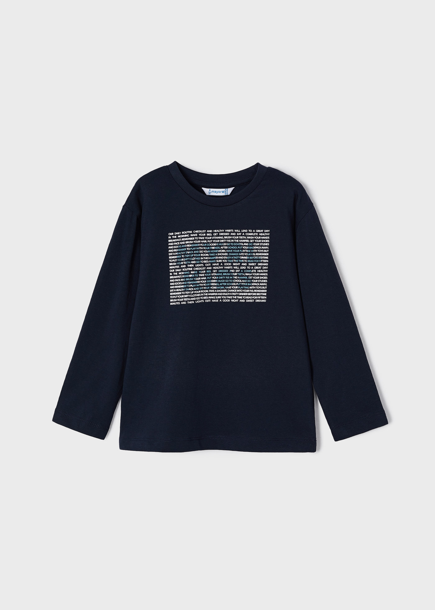 Camiseta Better Cotton com estampa de letras para meninos