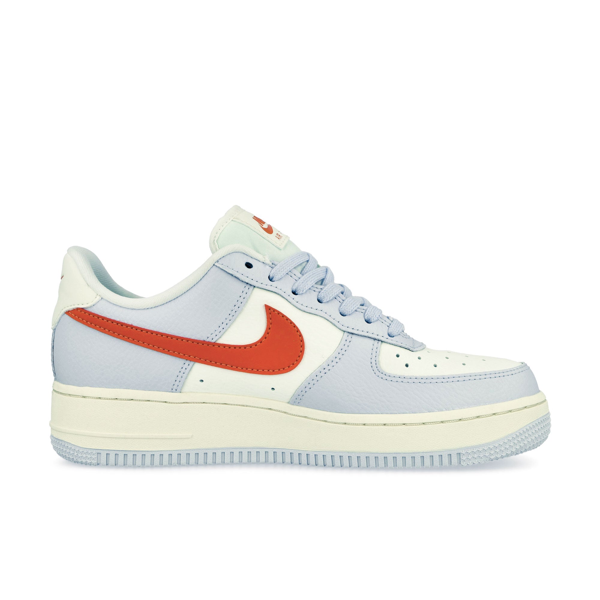 Nike<br>Wmns Air Force 1 '07