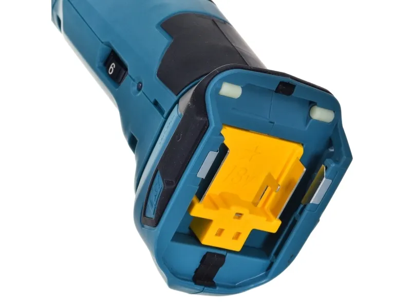 MAKITA 18V LI-ION MULTI-TOOL WITHOUT BATTERIES AND CHARGER   ACCESSORIES, DTM51ZX1