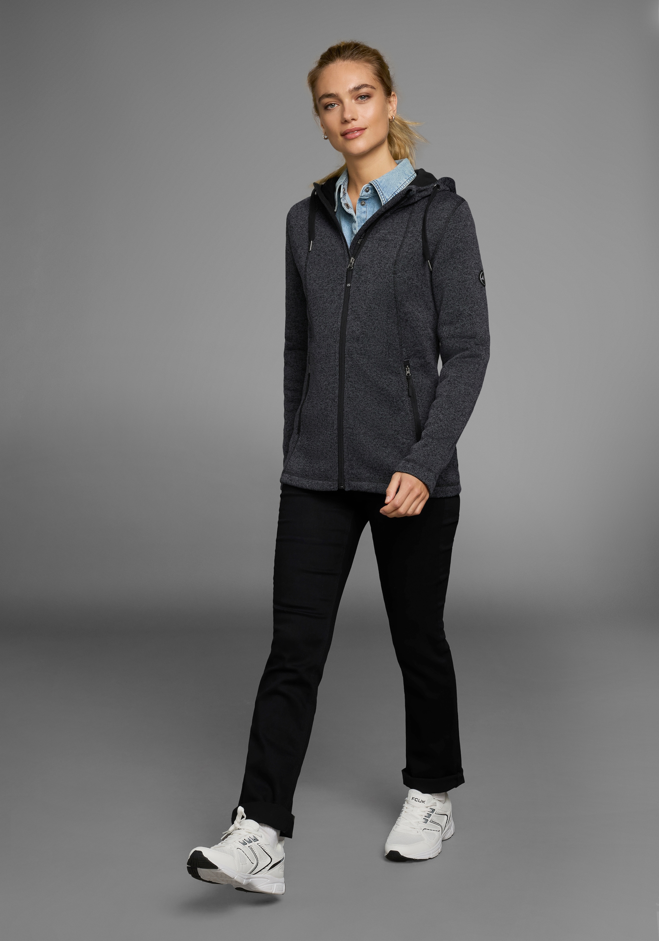 Polarino Strickfleecejacke mit Kapuze für kalte Tage,  aus Strickfleece,  sportlicher Stil